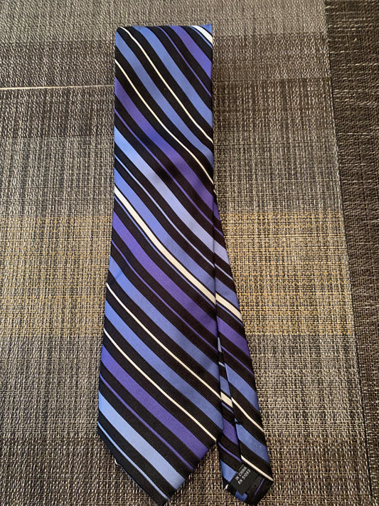 Silk neck tie