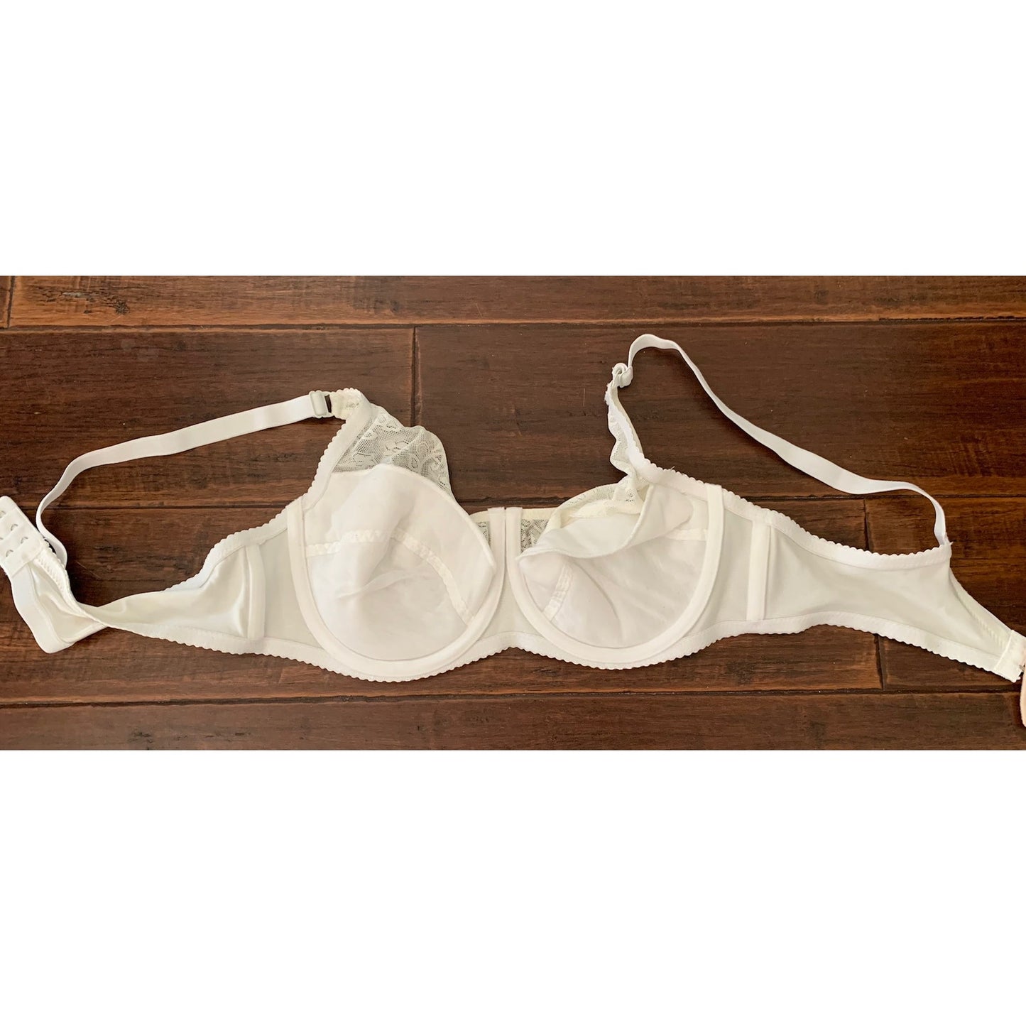 3 Black & White Size 40/D105 Women's Bra Undergarments