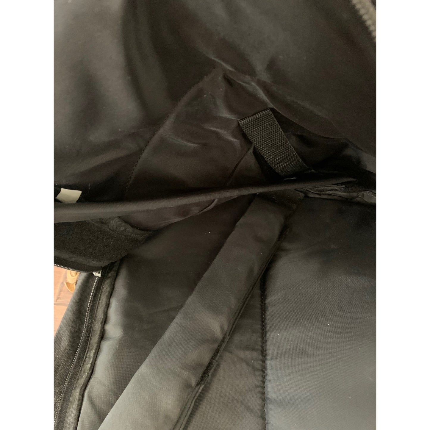 DataPack brand 10 Compartment Ventage Backpack with Leather Bottom
