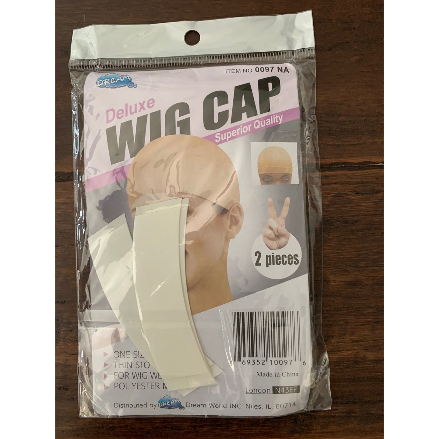 Wig Holders / Hangers with Dream World 2 pieces Deluxe Wig Caps