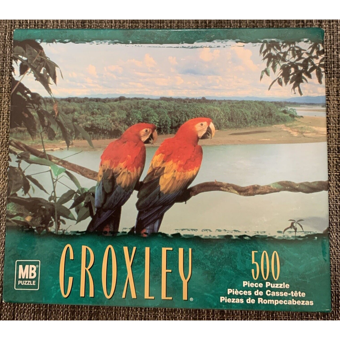 Milton Bradley Croxley 500 piece Jigsaw Puzzle Parrots New