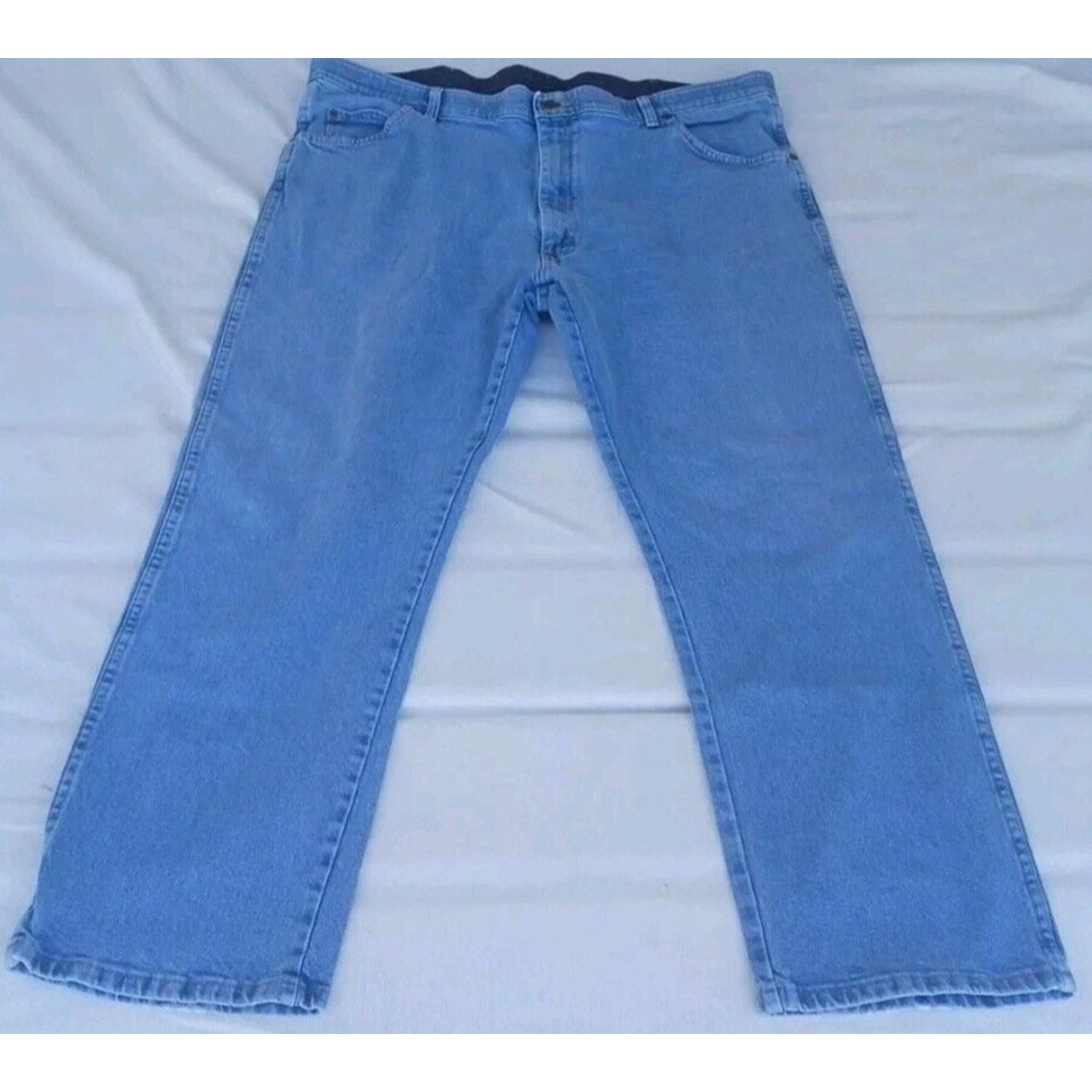 Men's Wrangler Jeans 42 x 30in length