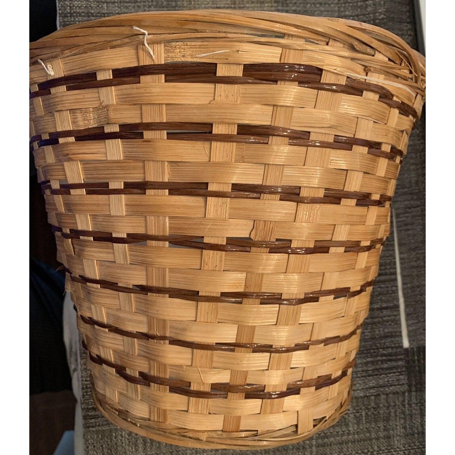 Hand-Woven Round Tan Wicker Basket With Plastic Lining for Storage / Gift Giving