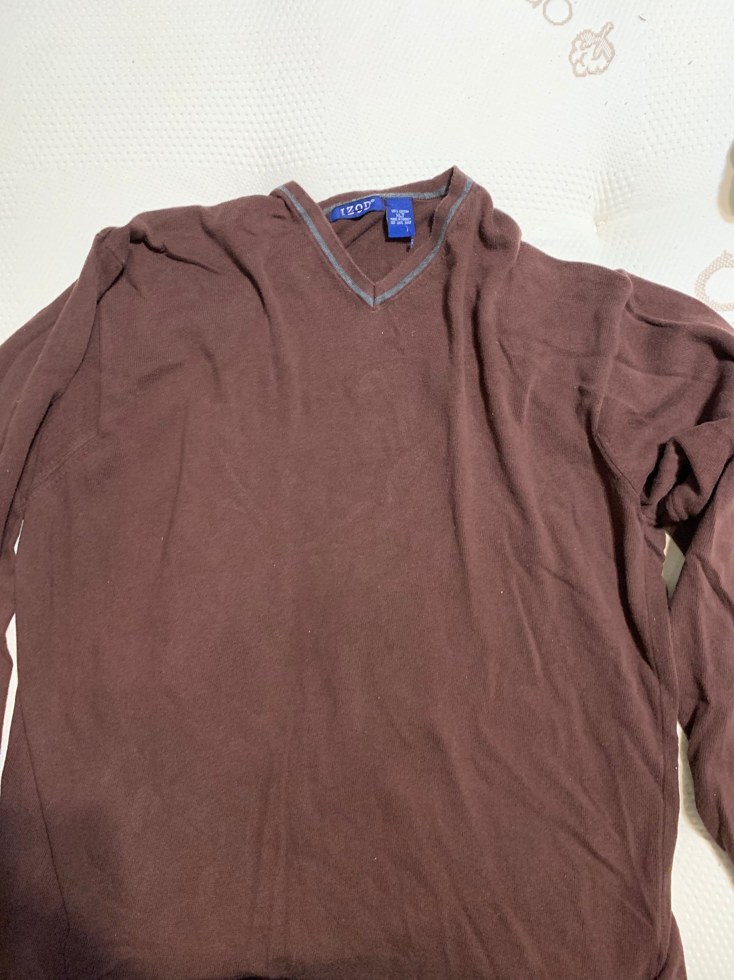 IZOD XLT V-neck 100% Cotton Burgundy Sweater