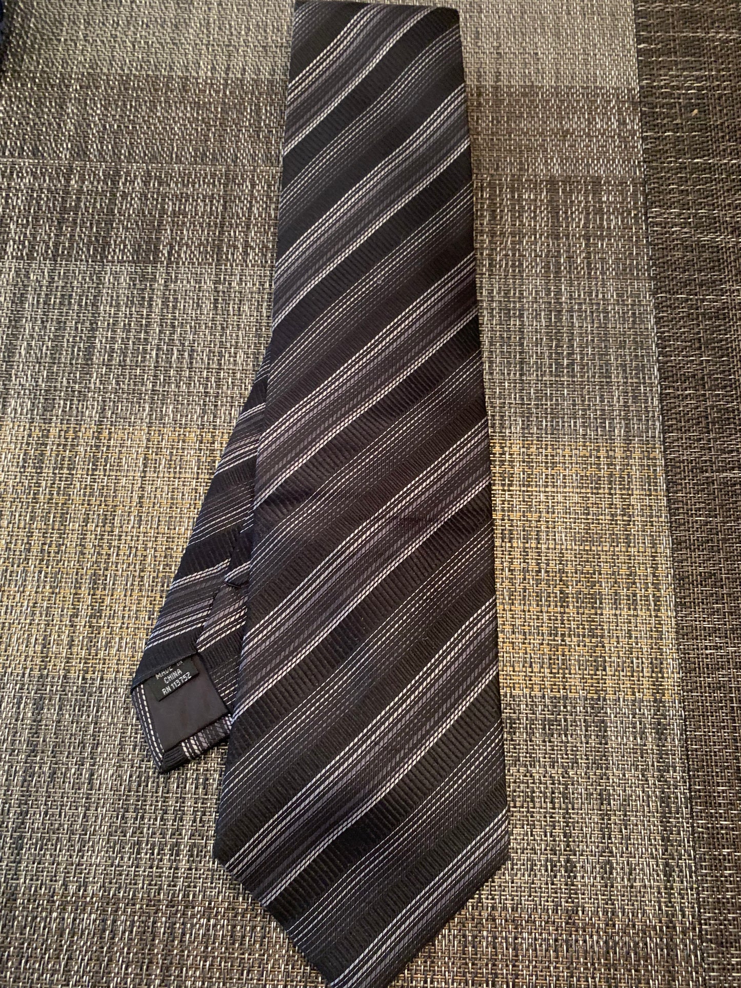 Silk neck tie