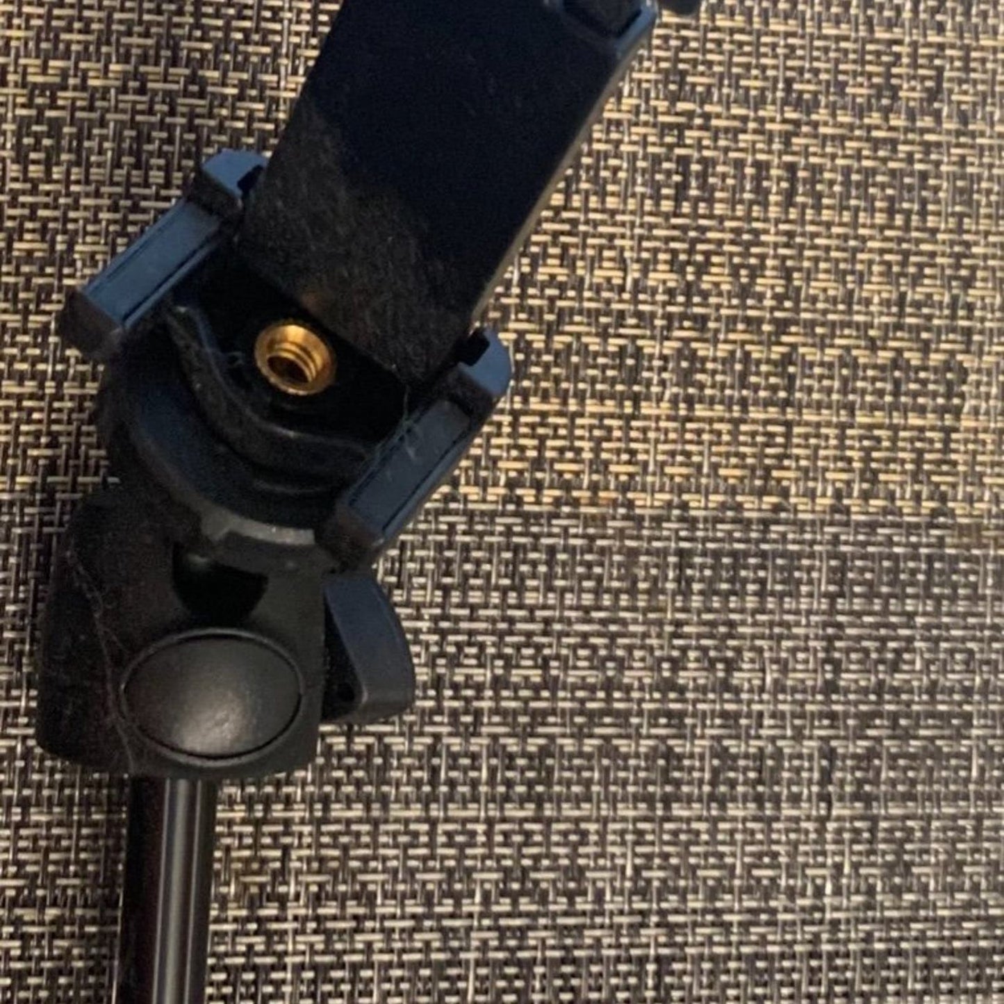 Telescoping phone holder / selfie stick