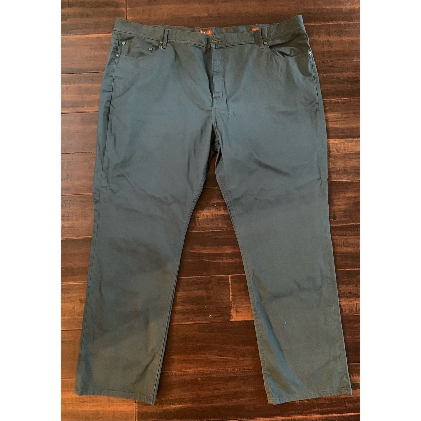 Red Ale size 46, 32 length, straight cut men’s pants