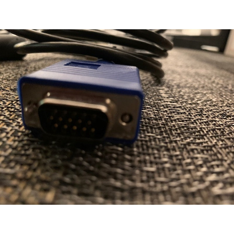 Various computer monitor connection cables