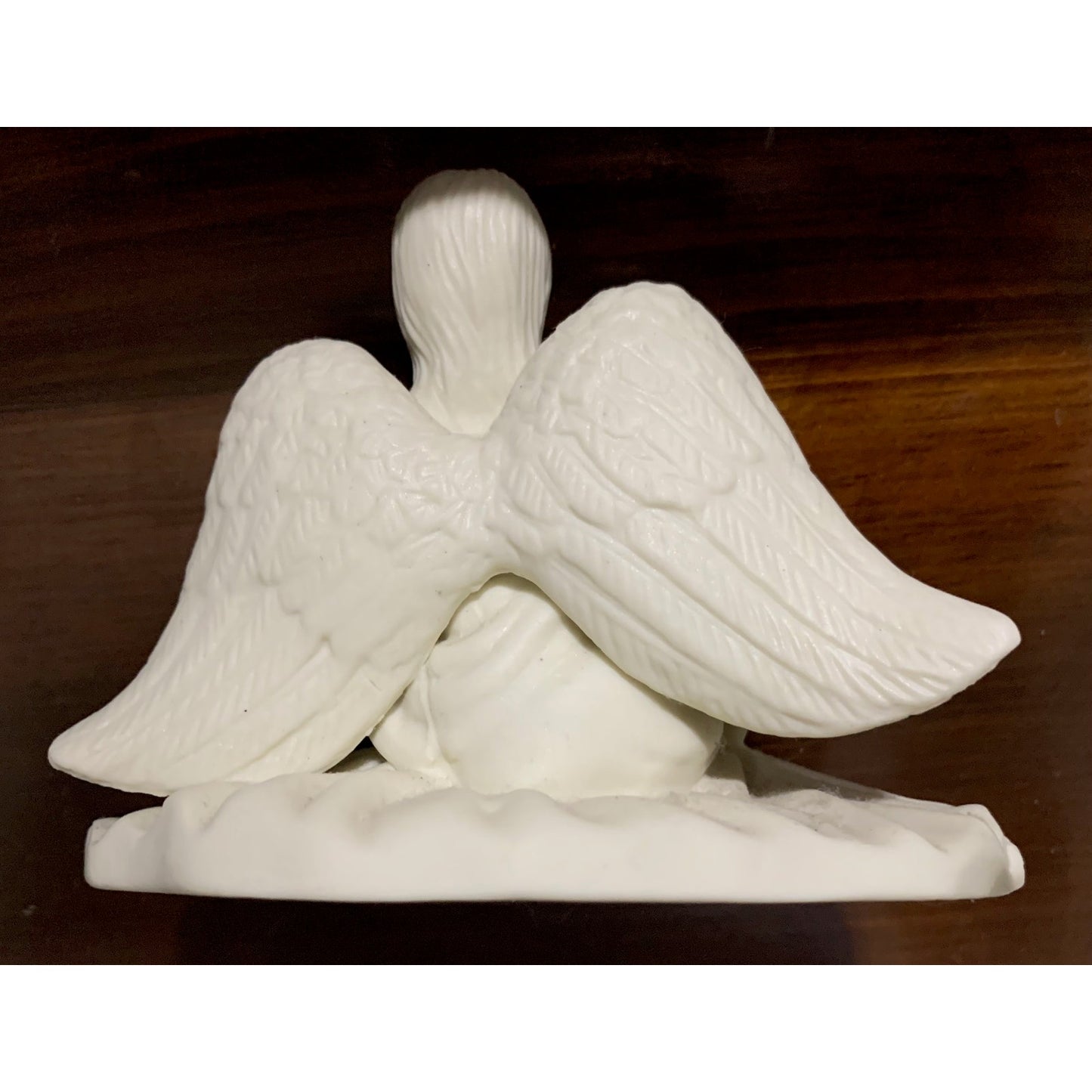Porcelain White Decorative Angle Figure