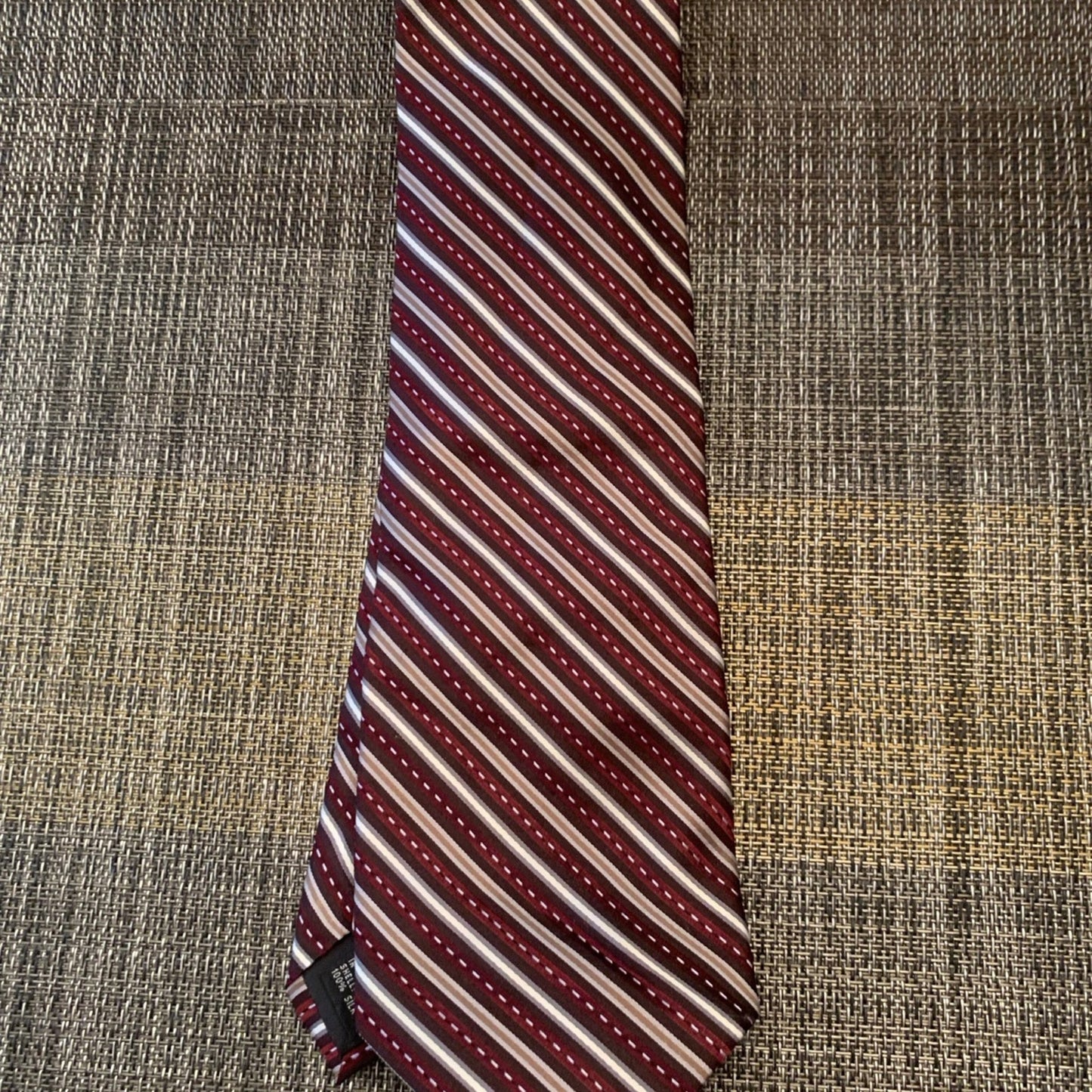 Silk neck tie